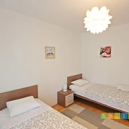Apartment Superba Murter