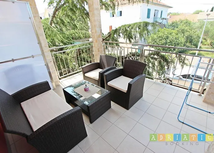 Superba 穆泰尔岛