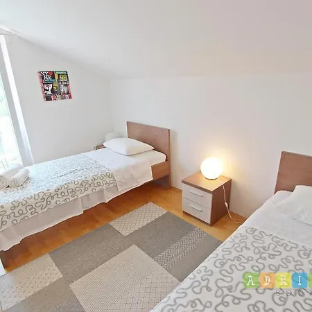 Apartment Superba Murter